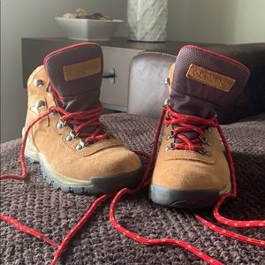 Columbia Hiking Boots